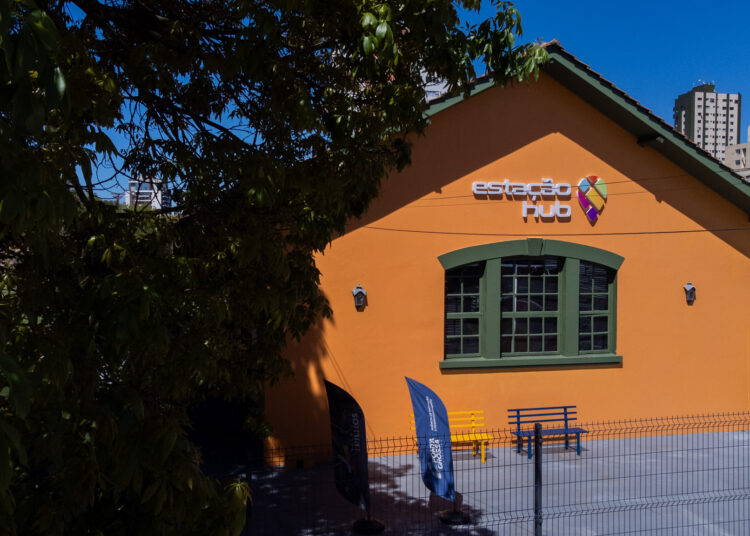 Estação Hub promove Semana da Transformação Digital com ações voltadas à inclusão e ao uso consciente da tecnologia