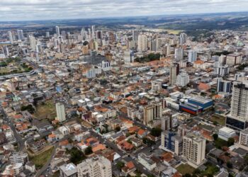 Prefeitura de Ponta Grossa adotou medidas para emitir alvarás com mais rapidez e agora intensifica fiscalização sobre obras irregulares, que não possuem o documento