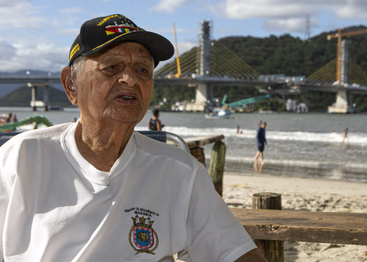 1º comandante do ferry boat recorda início da travessia e fala do sonho da Ponte de Guaratuba
