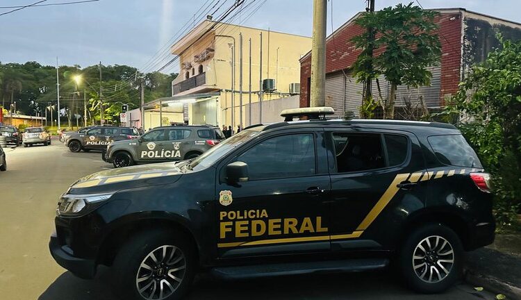 PF deflagra operação contra tráfico transnacional de drogas