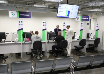 Com mais de 340 mil atendimentos, aprovação do Poupatempo Paraná é de 99,5%