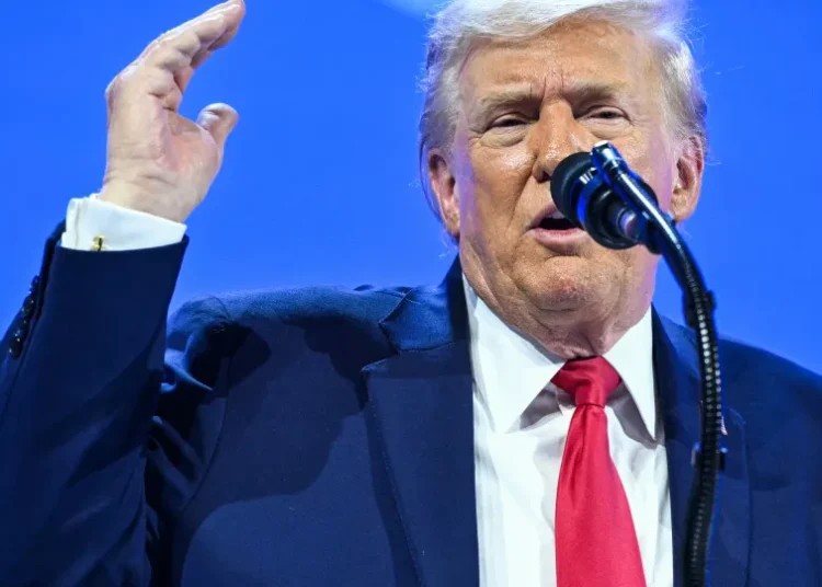 Não quero usar a força, só quero a Groenlândia, diz Trump