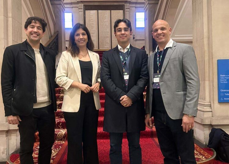 Paraná leva programa Parceiro da Escola para evento de políticas públicas na Europa