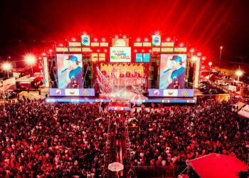 Bruno & Denner e Israel & Rodolffo fazem balada sertaneja para 32 mil pessoas em Pontal do Paraná