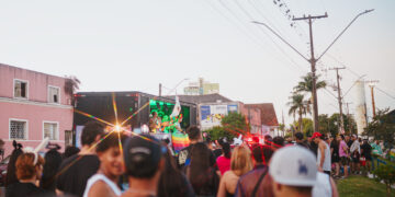 Carnaval 2026 em Ponta Grossa começa neste domingo com programação em vários pontos da cidade