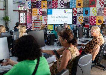 Semana da Transformação Digital começa com curso para público 50+ e segue com bate-papo sobre uso consciente da internet