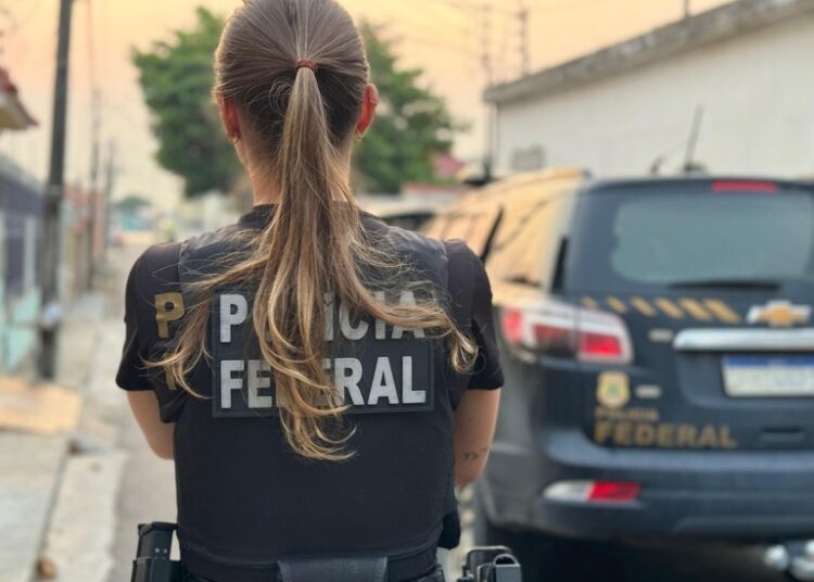 PF prende 2 mulheres por contrabando de medicamentos emagrecedores