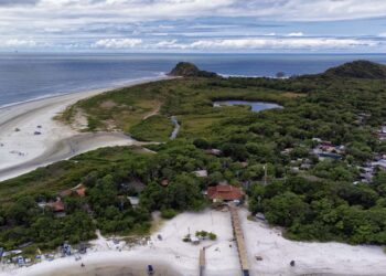 Governo prepara portaria para implantação do sistema de controle de acesso à Ilha do Mel