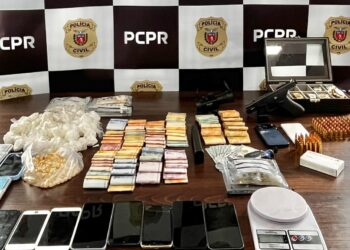 PCPR prende 9 pessoas e apreende 2,1 mil porções de drogas em operação contra o tráfico em Curitiba e na RMC