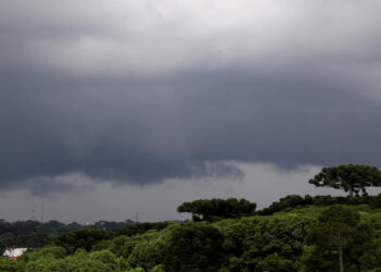 Defesa Civil Estadual envia primeiro alerta por Cell Broadcast para Curitiba