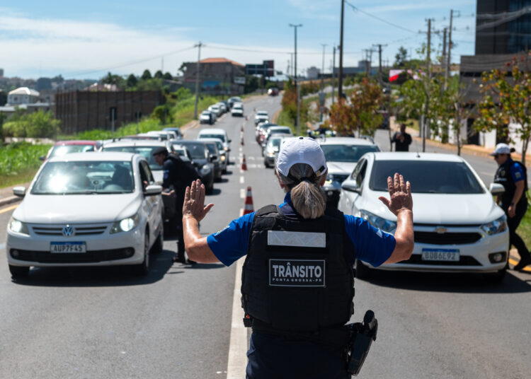Prefeitura reforça segurança viária com lançamento da campanha “Pé na Faixa”