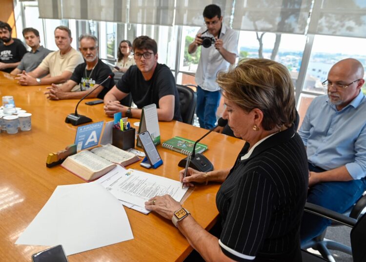 Prefeitura confirma ampliação do Passe Livre, corrige tarifa e destaca evolução do transporte