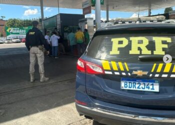 PRF atua com a ANP em fiscalização de combustíveis no Paraná 