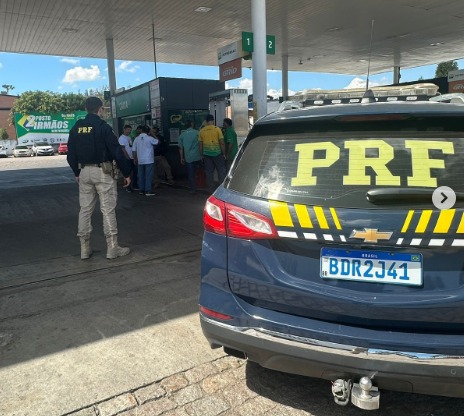 PRF atua com a ANP em fiscalização de combustíveis no Paraná