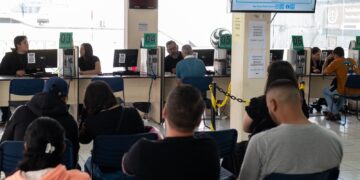 Agência do Trabalhador promove mutirão com 80 vagas para operador de produção em Ponta Grossa